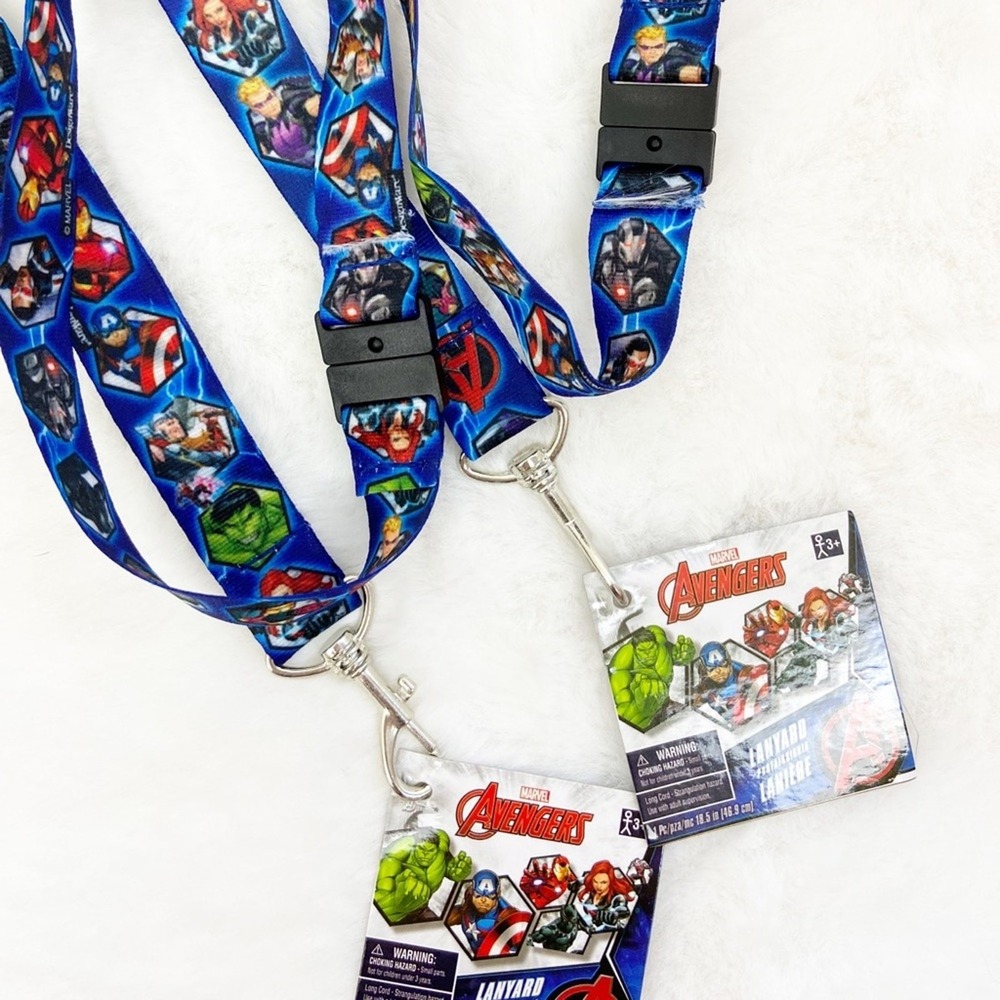 Lot of 2 Avengers Breakaway Lanyard ID Badge Super Heros Stocking Stuffer - Picture 3 of 4